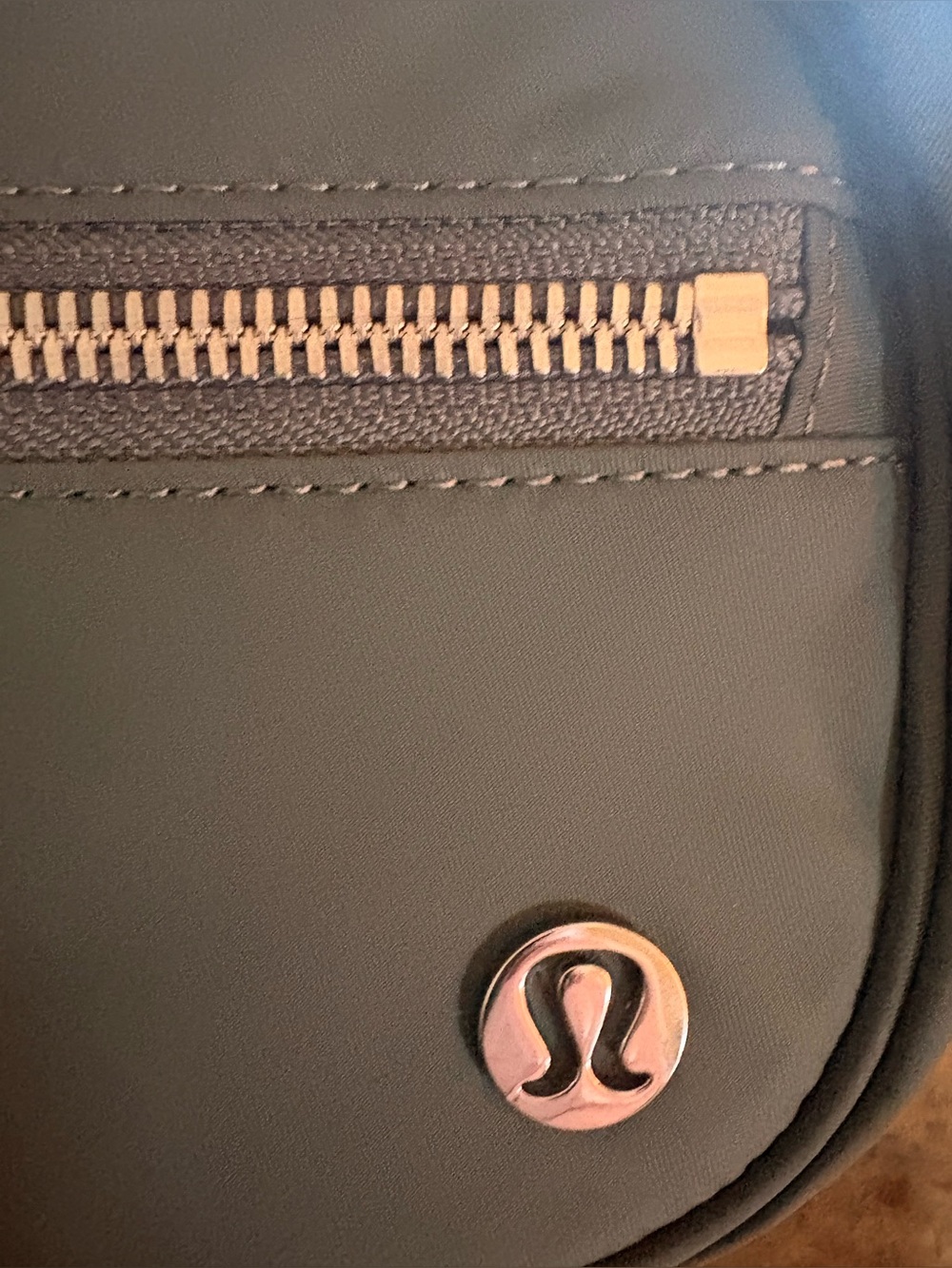 Lululemon Wunderlust Belt Bag - Picture 6 of 8
